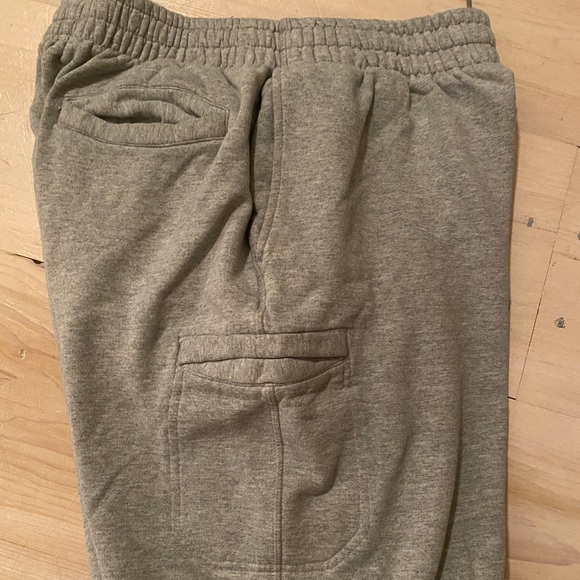 Men’s Champion Gray Sweatpants. size XL - Picture 5 of 5